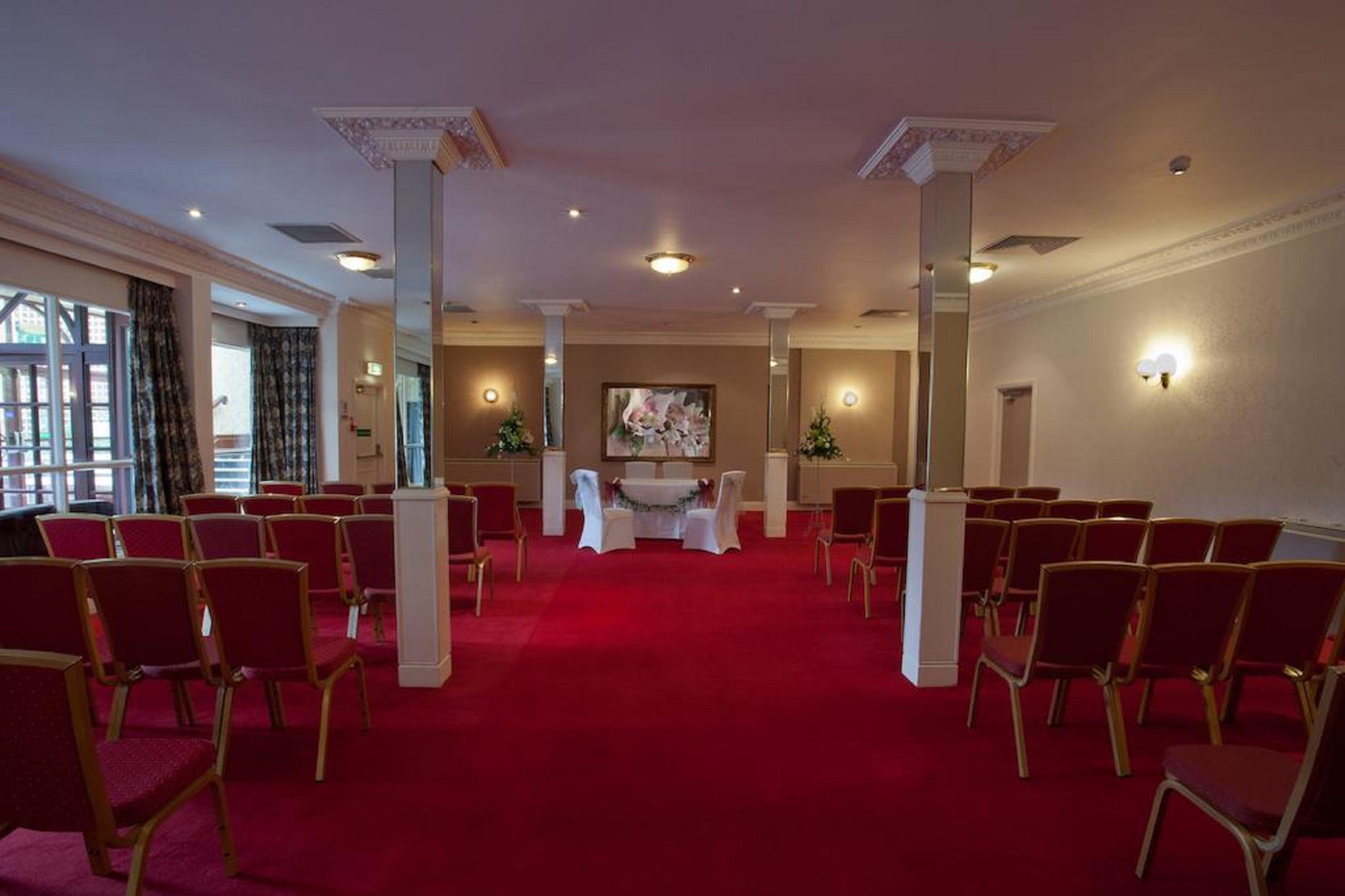 Royal Court Hotel & Spa Ковентри Экстерьер фото